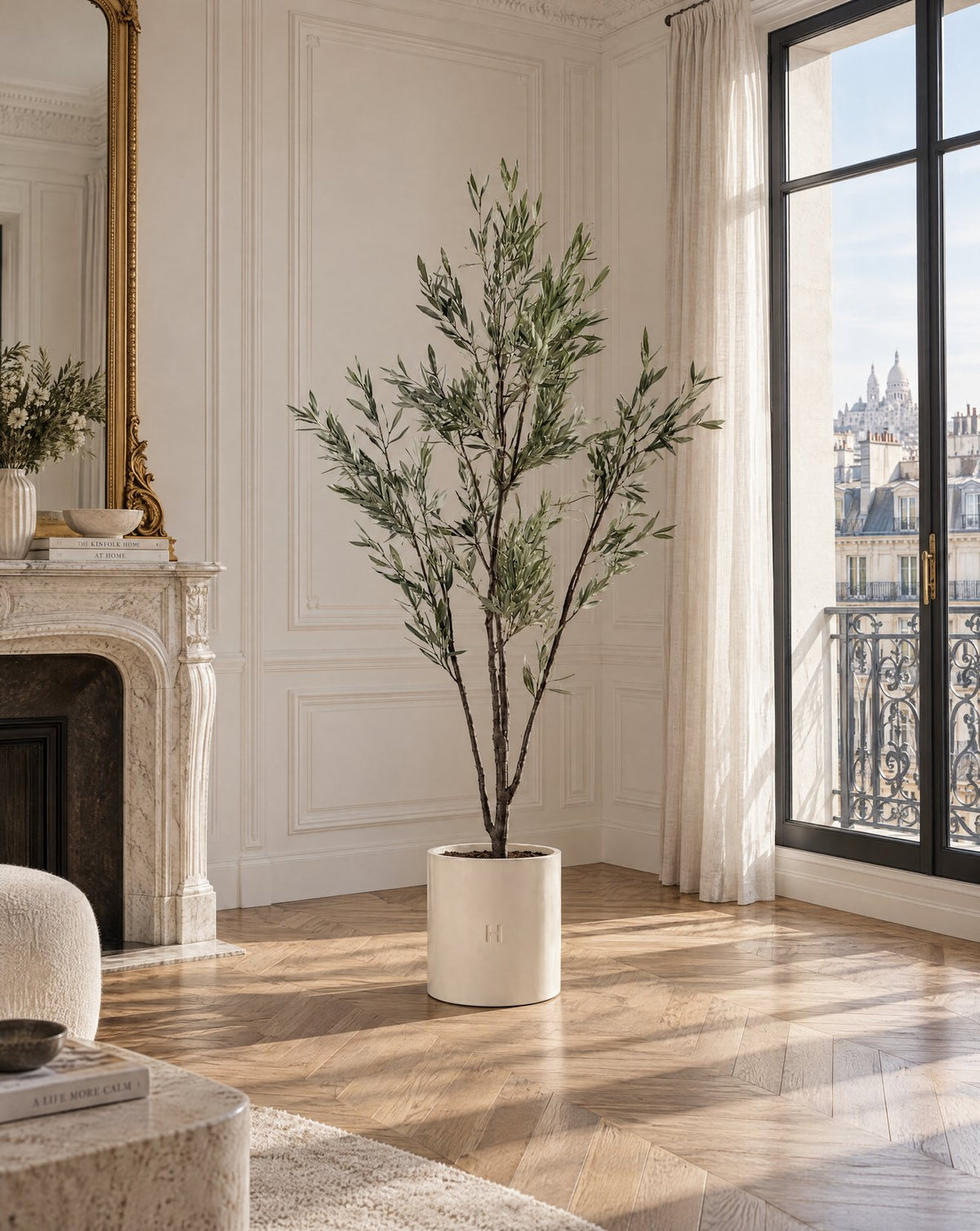 Olivier artificiel HOPER dans un salon